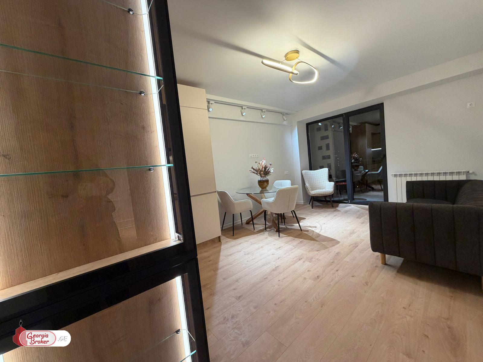 nearly repaired 3-room apartment for sale